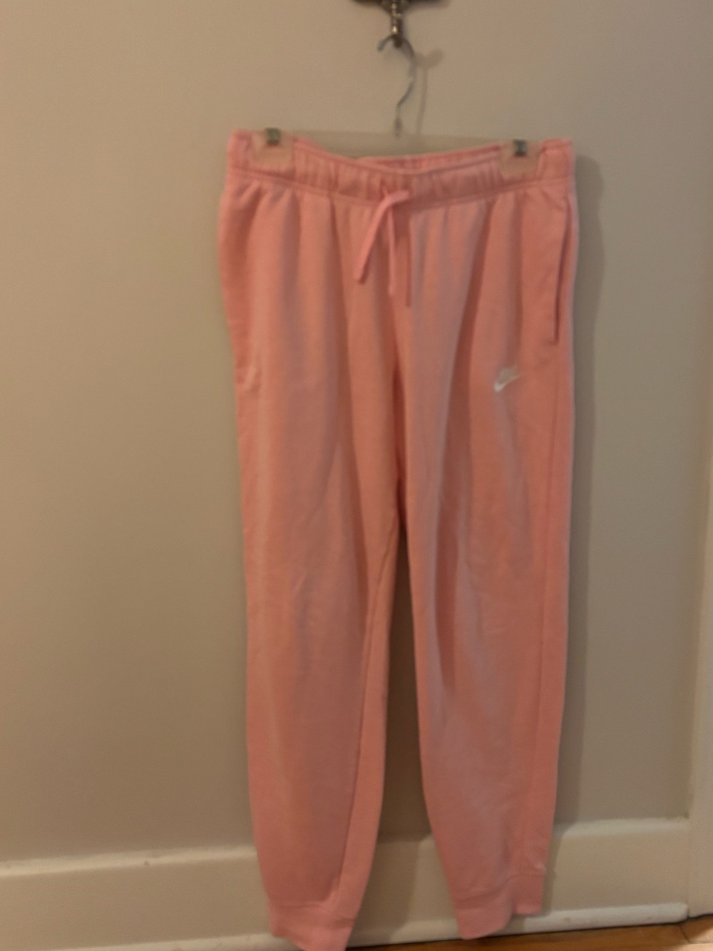 Never worn Nike women’s Light Pink Joggers with Drawstring